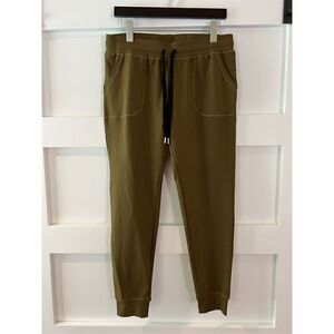 New Zyia Olive Unwind Jogger size L